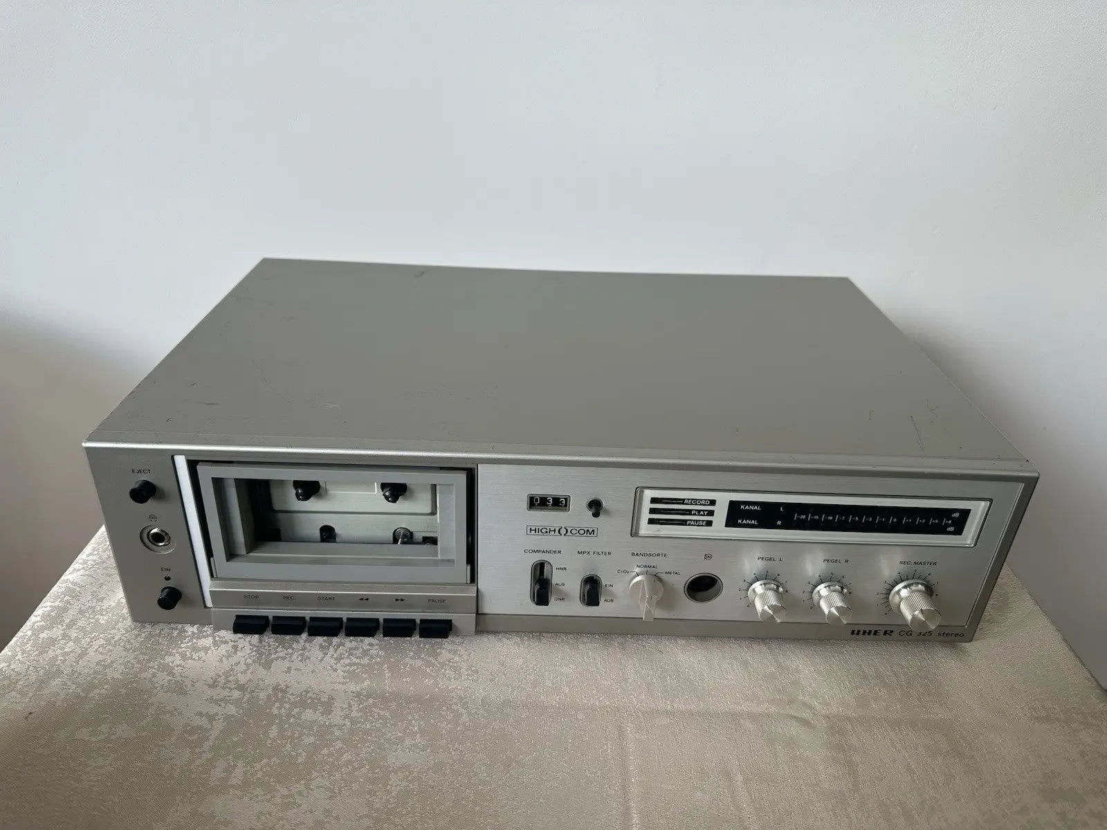 Uher CG 325 Kassettendeck Tape Deck Vintage Retro