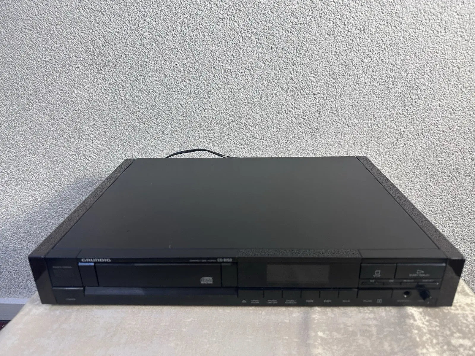 Grundig CD 8150 CD Spieler CD Player Mit Holzwangen Vintage Retro