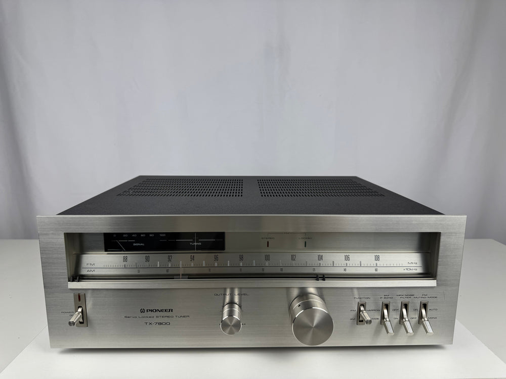 Pioneer TX-7800: UKW/MW-Tuner mit Drehkondensator im Geräte-Archiv