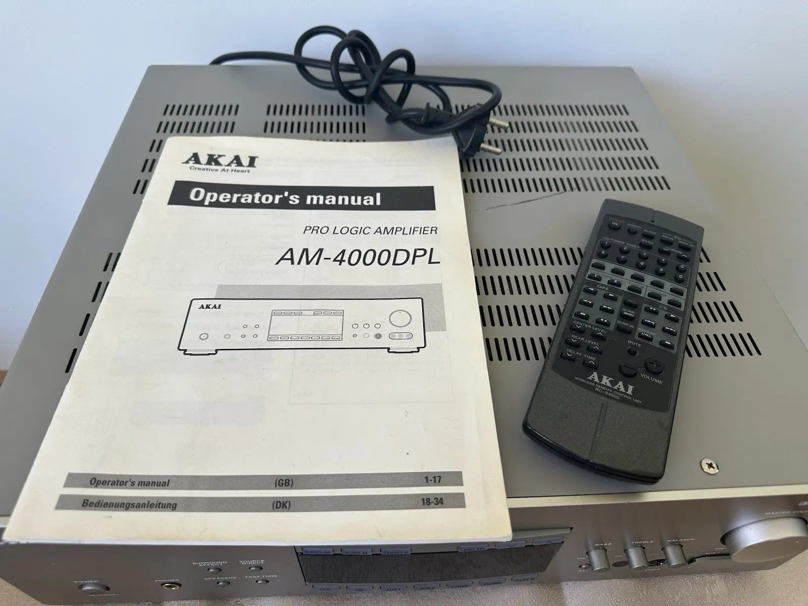 Akai AM-4000DPL  Silber AV Receiver Verstärker Surround Sound Mit FB Remote