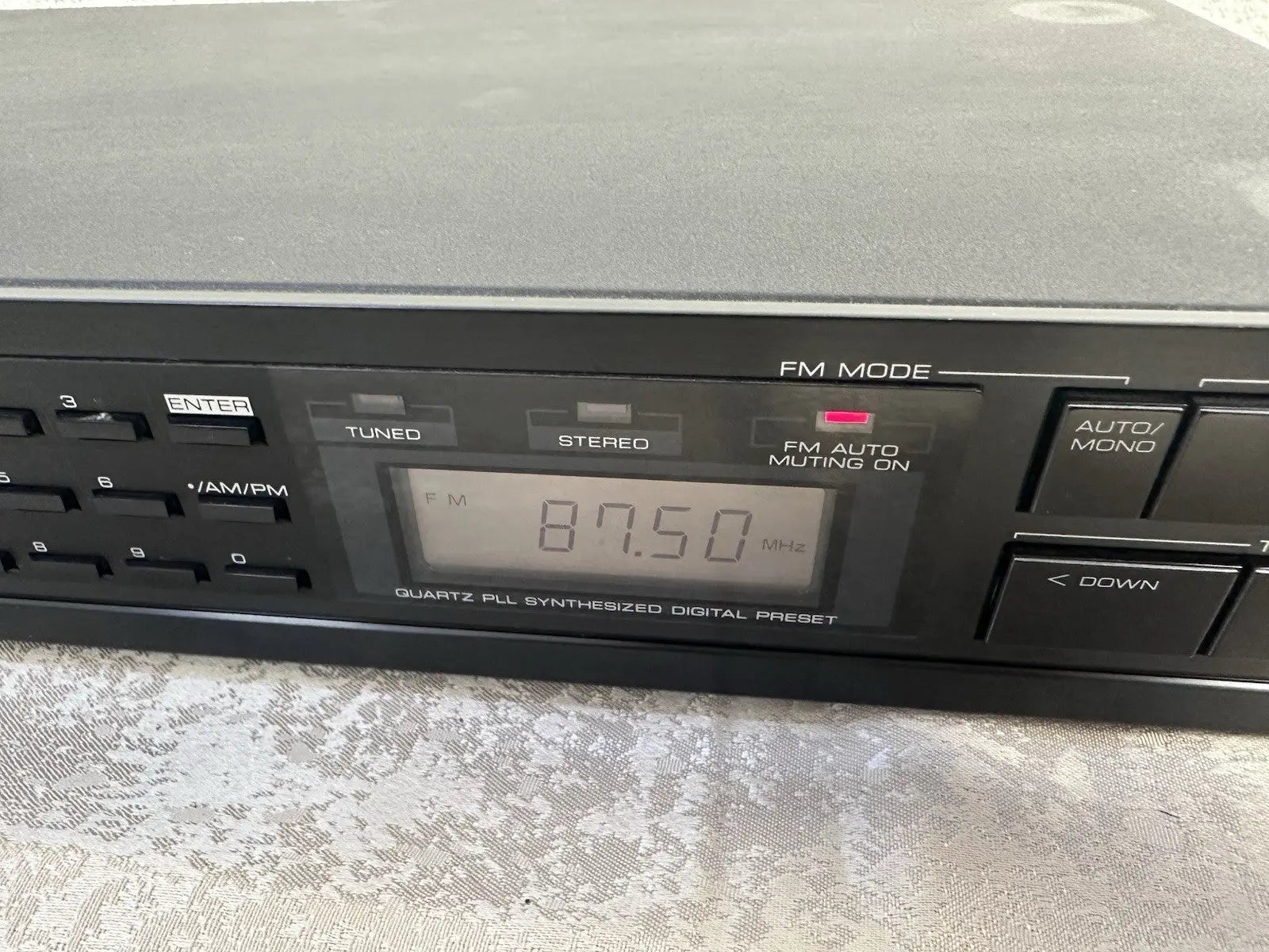 Kenwood KT-74L Tuner Radio Schwarz Black Vintage Retro