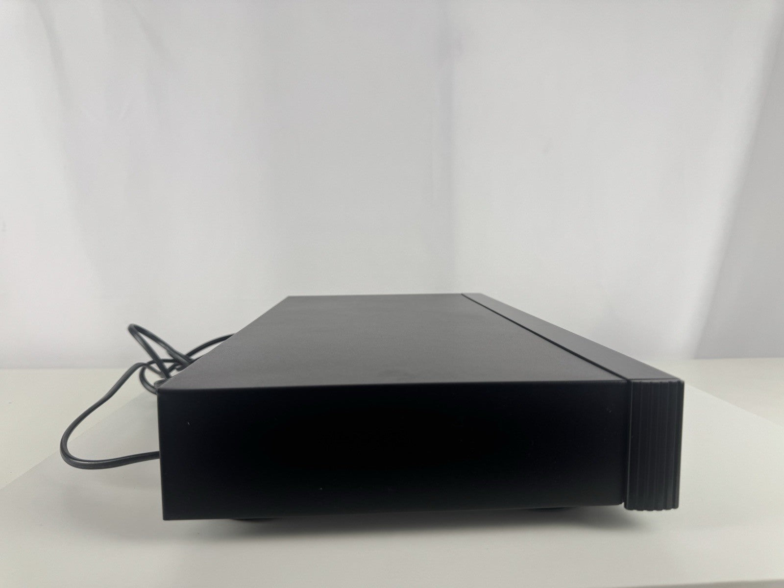 Rotel RT-930AX Tuner Radio Black Schwarz