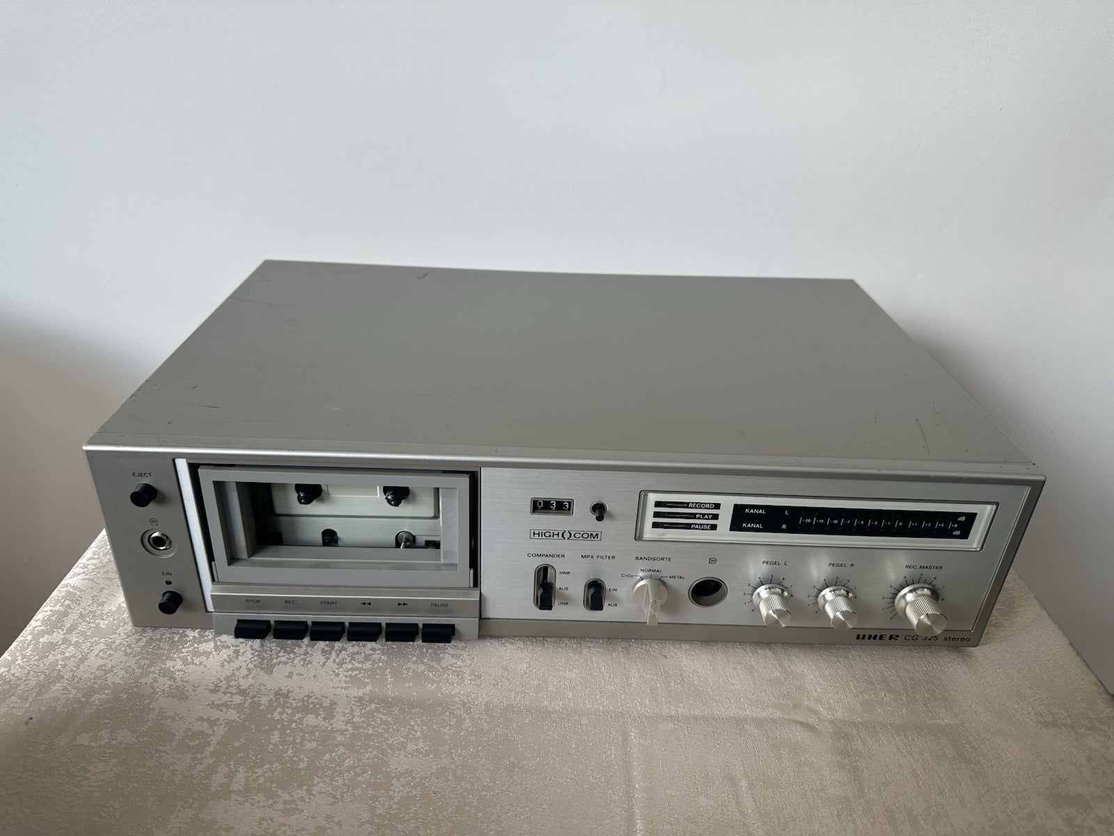 Uher CG 325 Kassettendeck Tape Deck Vintage Retro
