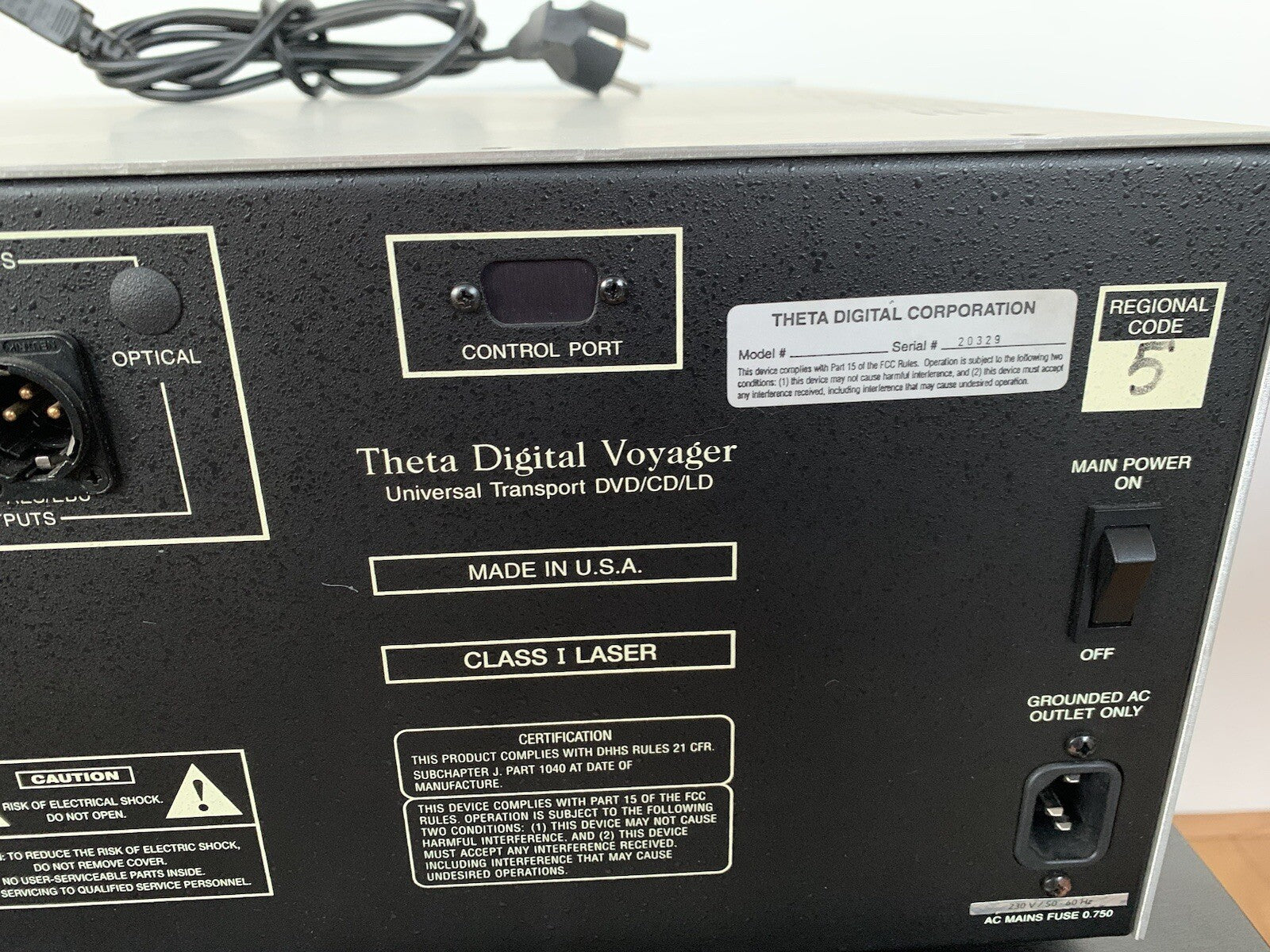 Theta Voyager Universal Transport Laser Disc Player CD DVD💿 Silber Rarität Rare