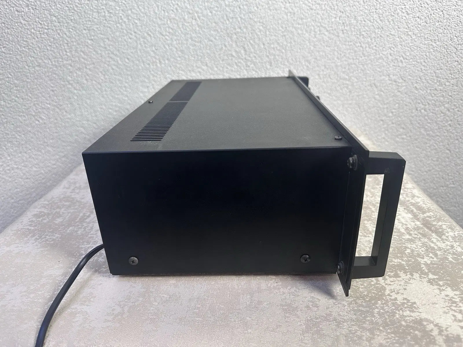 Magnum A 5001 Verstärker Amplifier Schwarz Black Vintage Retro