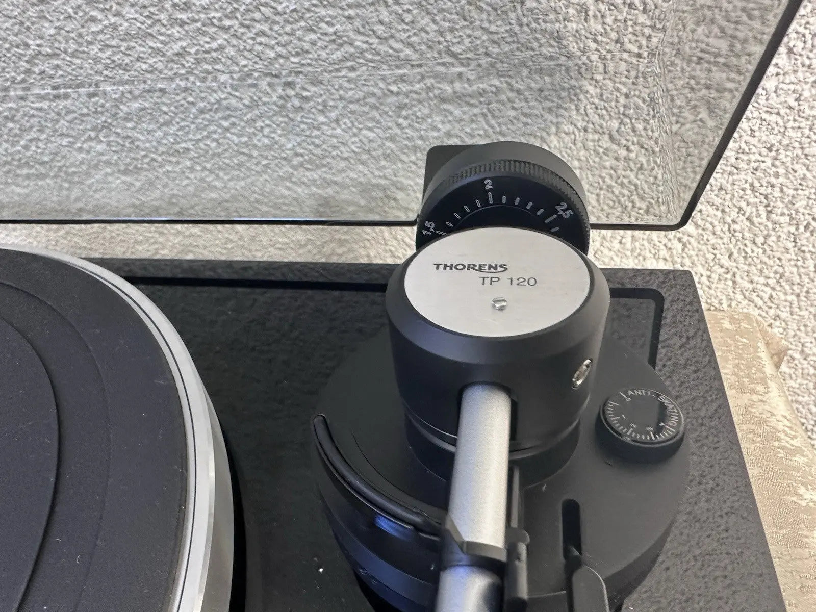 Thorens TD 204 Plattenspieler Record Player Mit Zubehör / OVP Schwarz Black