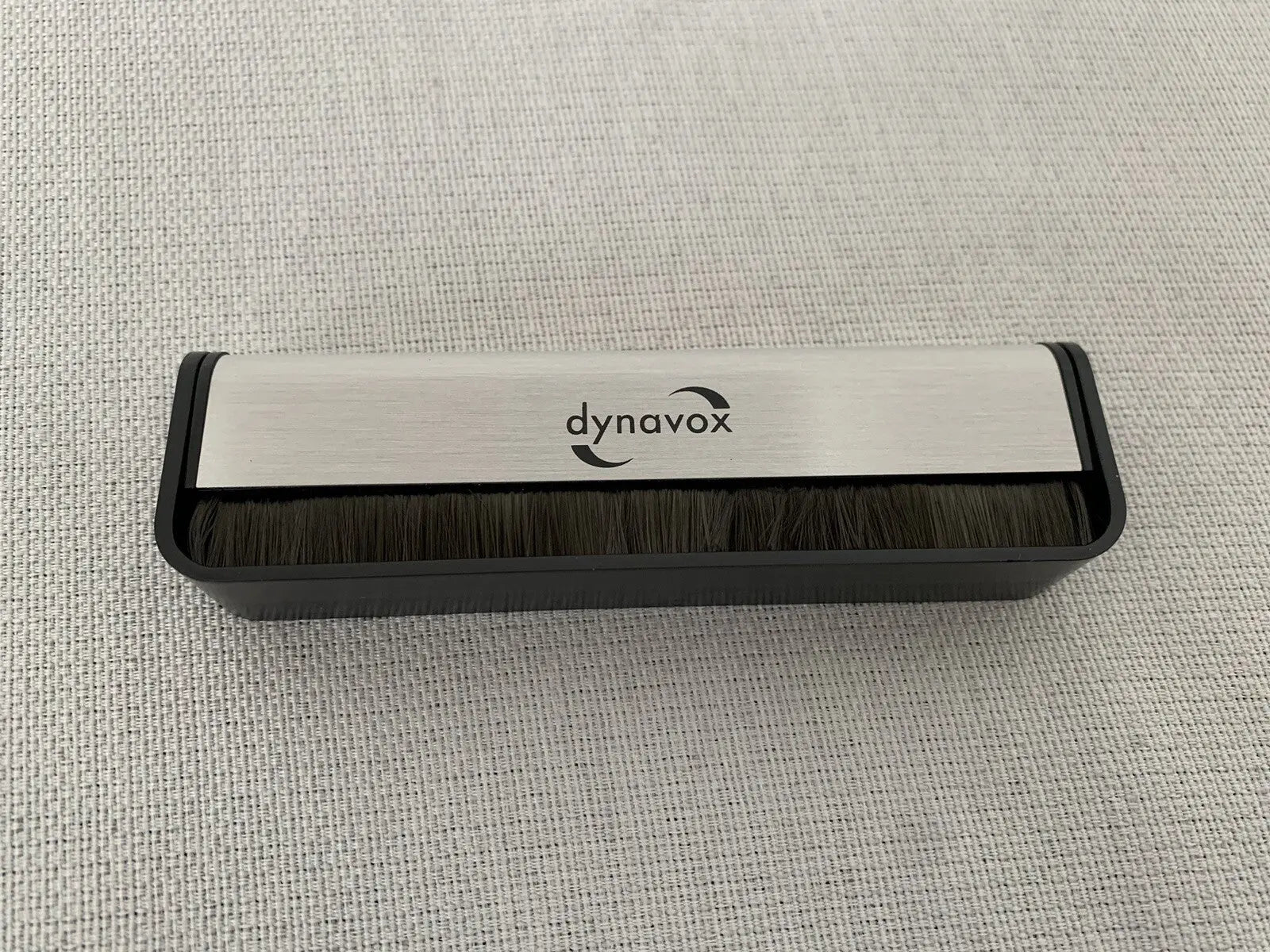 Antistatische Schallplattenbürste Carbon-Faser Dynavox für Vinyl & LP Reinigung
