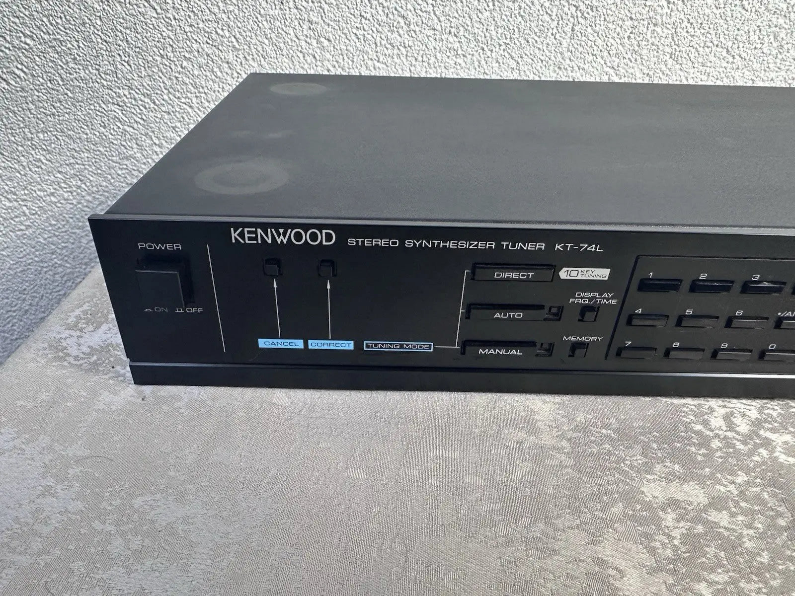 Kenwood KT-74L Tuner Radio Schwarz Black Vintage Retro