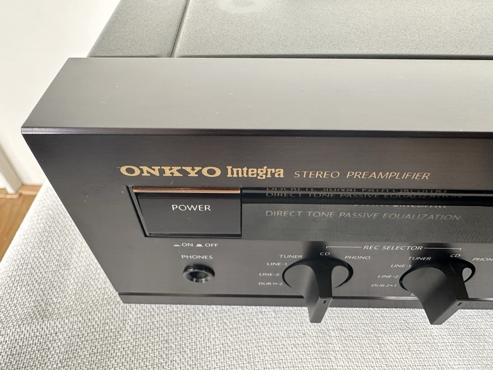 Onkyo P-3370 Vorverstärker Pre Amplifier Schwarz Mit Bedienungsanleitung