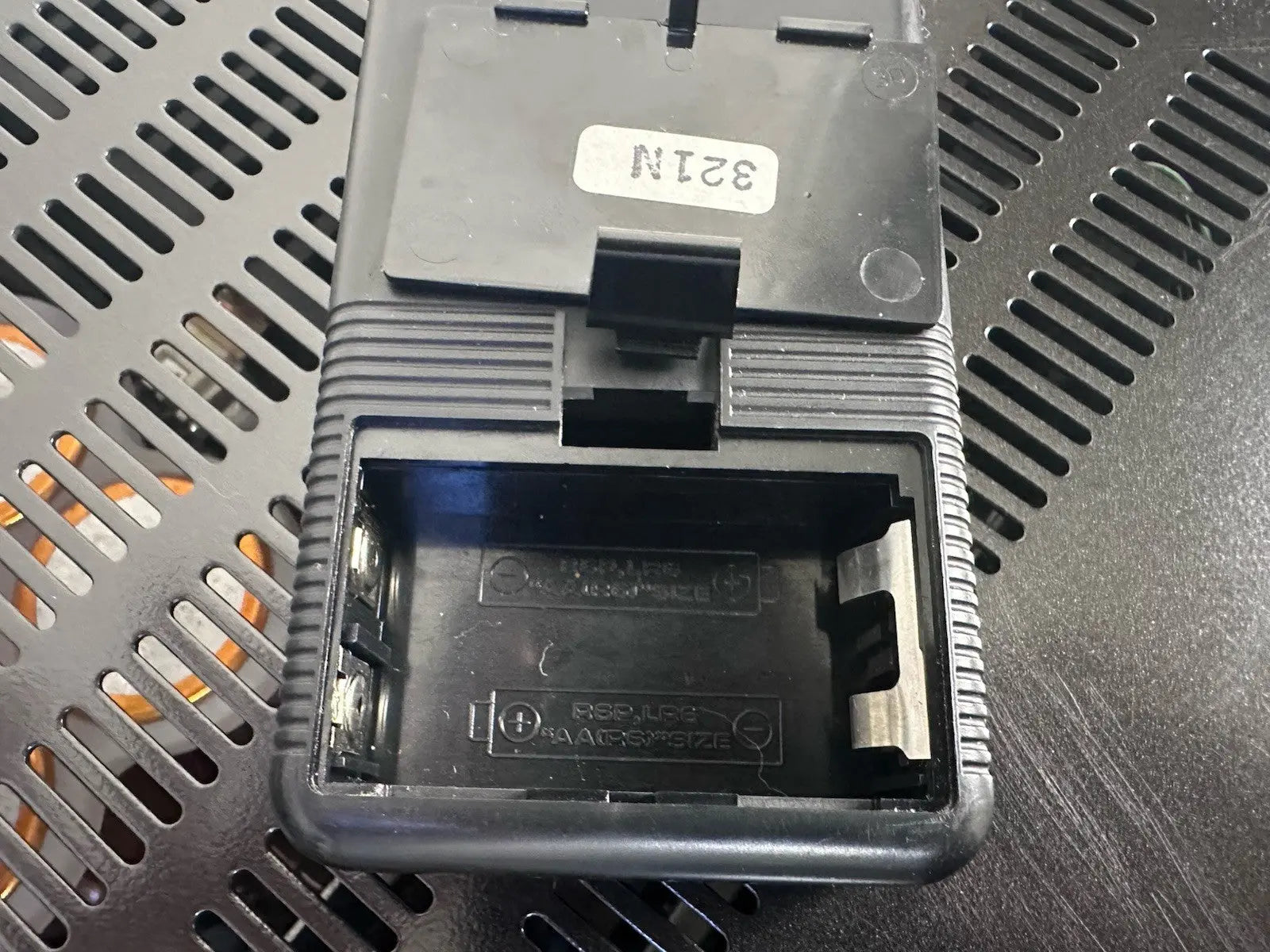 Grundig A-9009 Fine Arts Verstärker Amplifier Mit FB Und Holzwangen Vintage