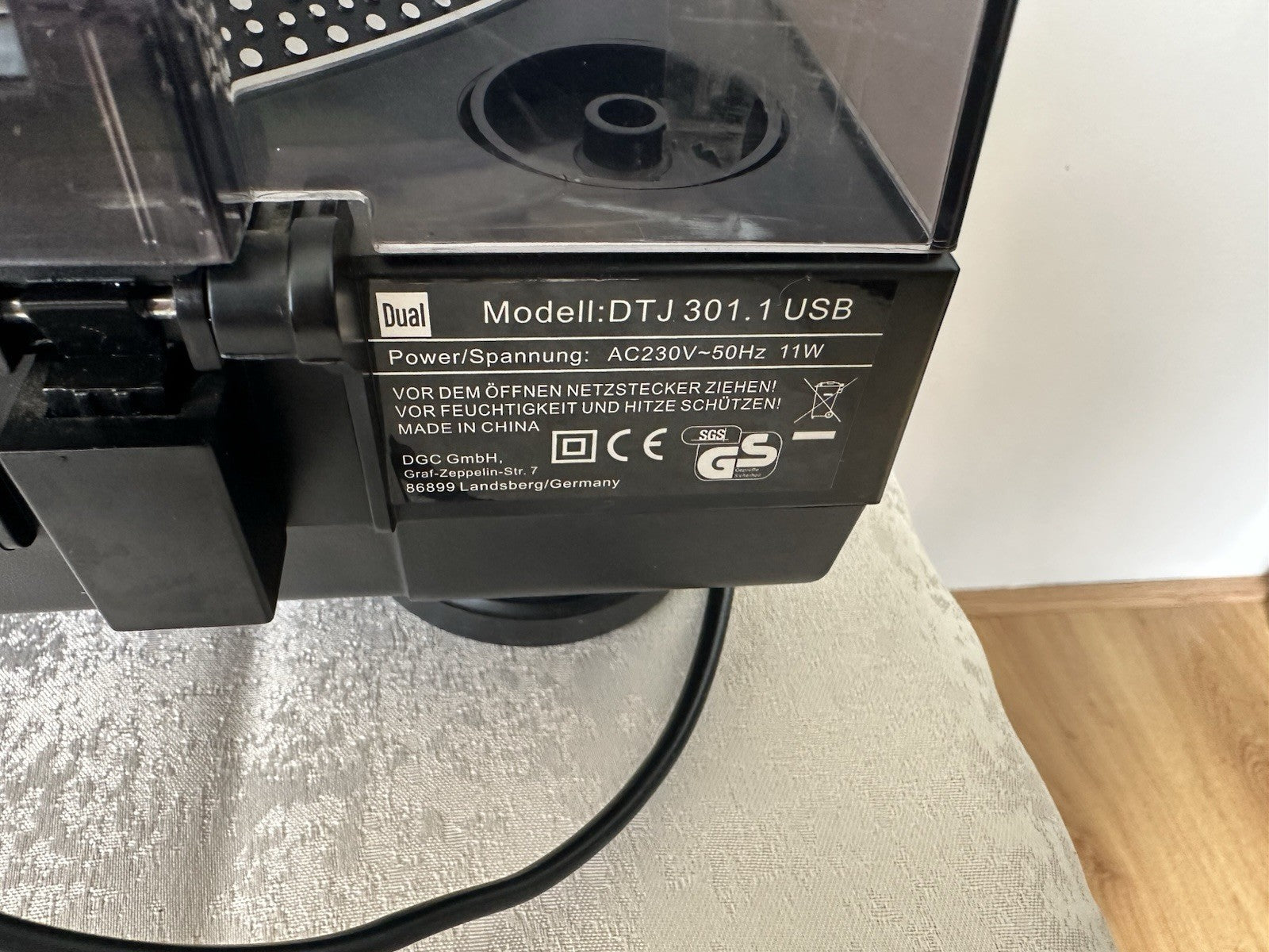 Dual DTJ 301.1 USB Plattenspieler Record Player Schwarz Black