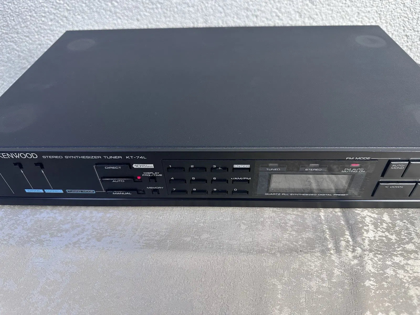 Kenwood KT-74L Tuner Radio Schwarz Black Vintage Retro