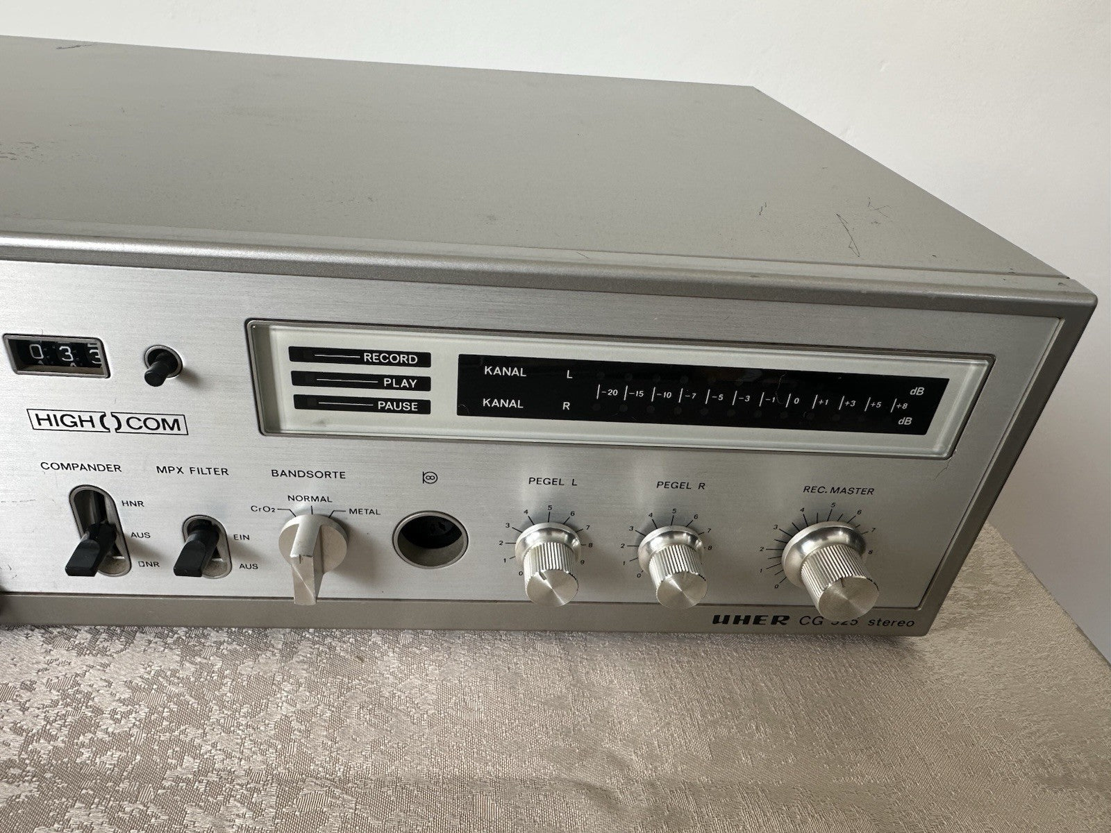 Uher CG 325 Kassettendeck Tape Deck Vintage Retro