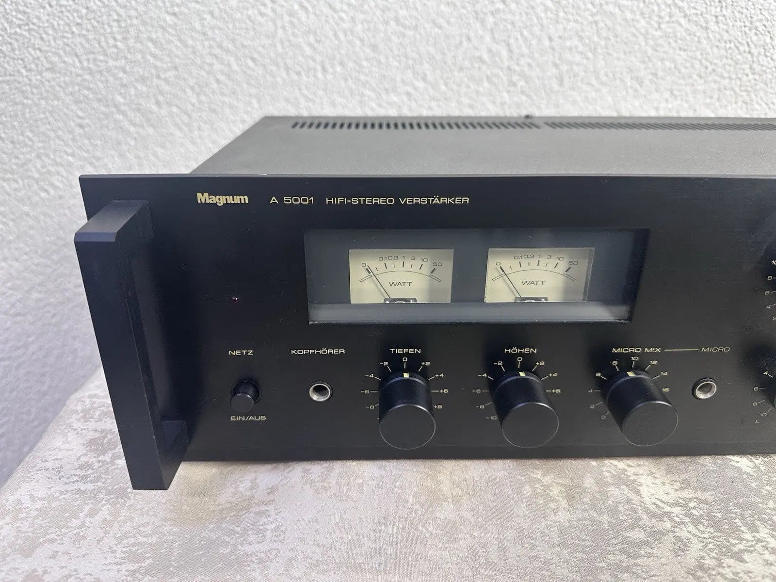 Magnum A 5001 Verstärker Amplifier Schwarz Black Vintage Retro