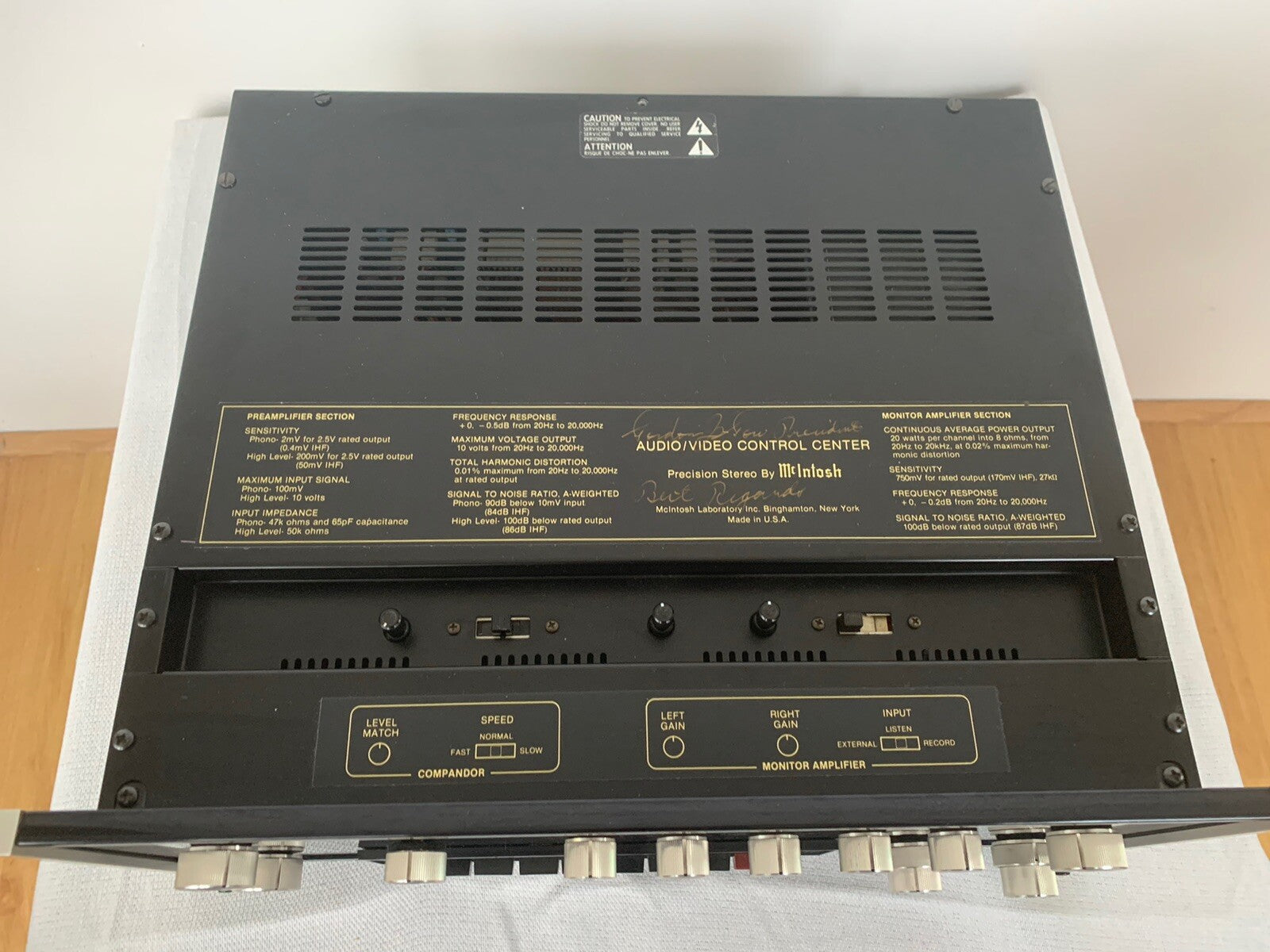 McIntosh C34V High End Vorverstärker Preamplifier Control Schwarz