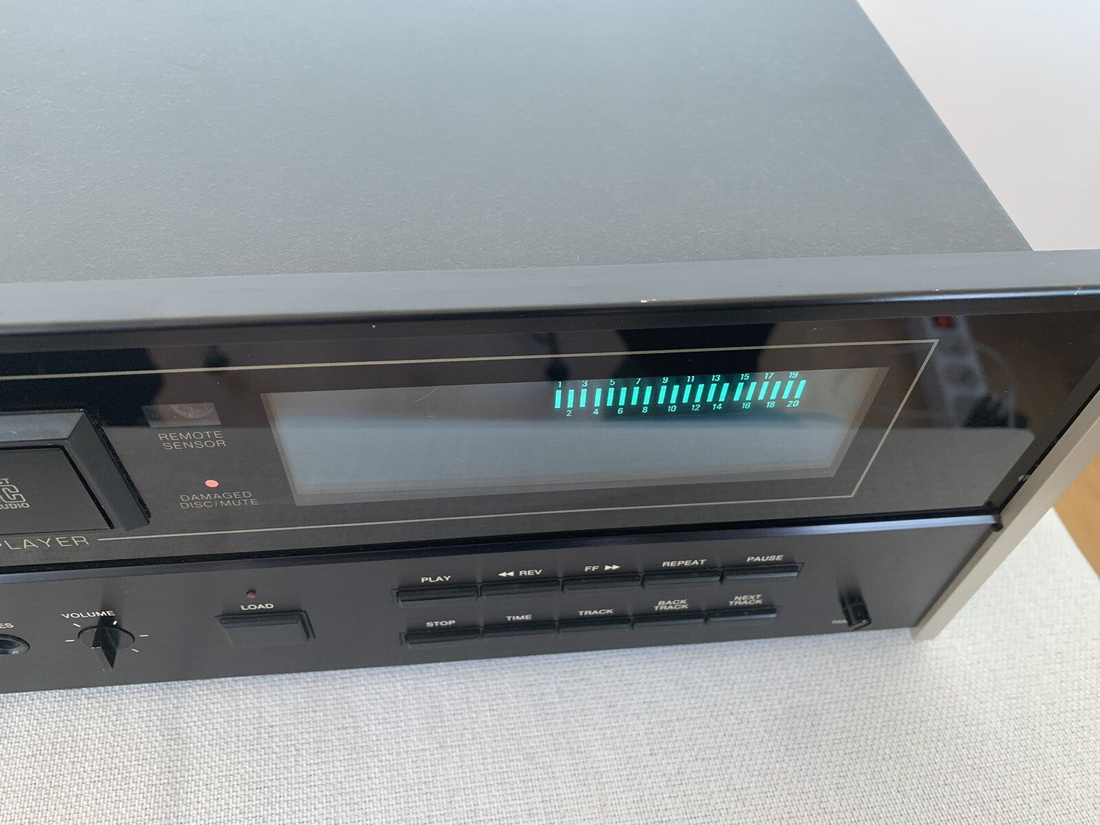 McIntosh MCD 7000 High End CD Spieler CD Player REVIDIERT! Vintage Retro Remote