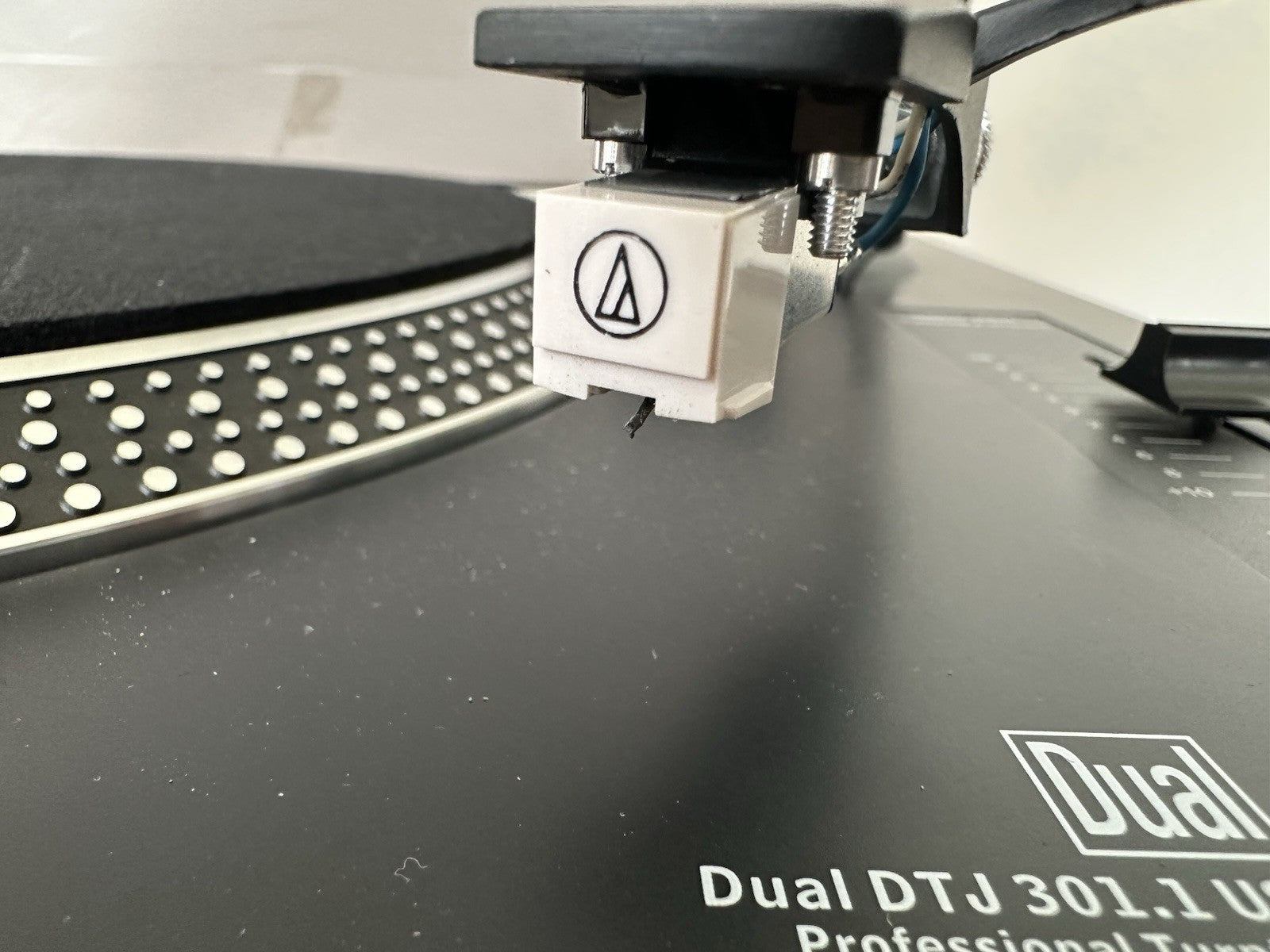 Dual DTJ 301.1 USB Plattenspieler Record Player Schwarz Black