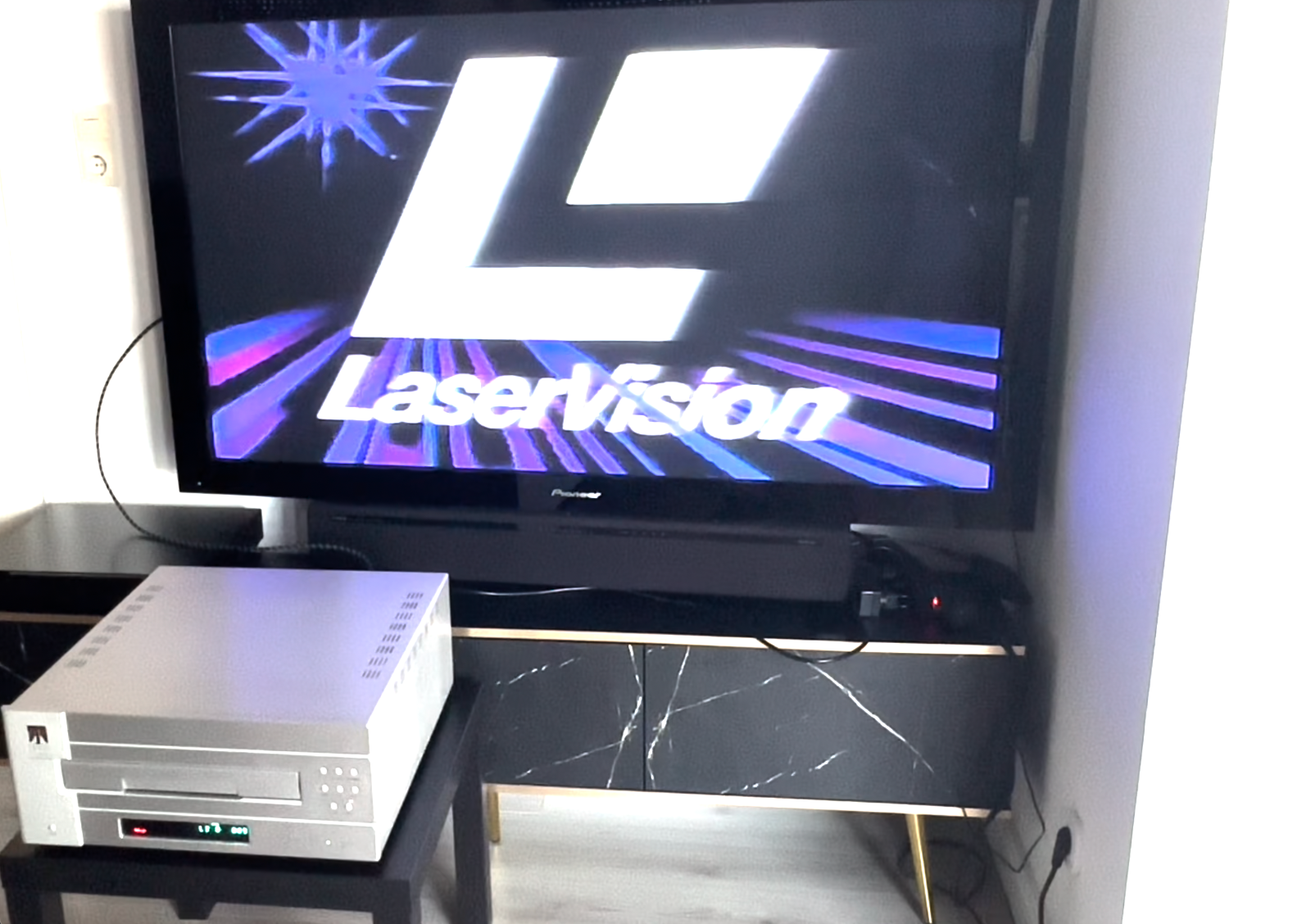 Theta Voyager Universal Transport Laser Disc Player CD DVD💿 Silber Rarität Rare