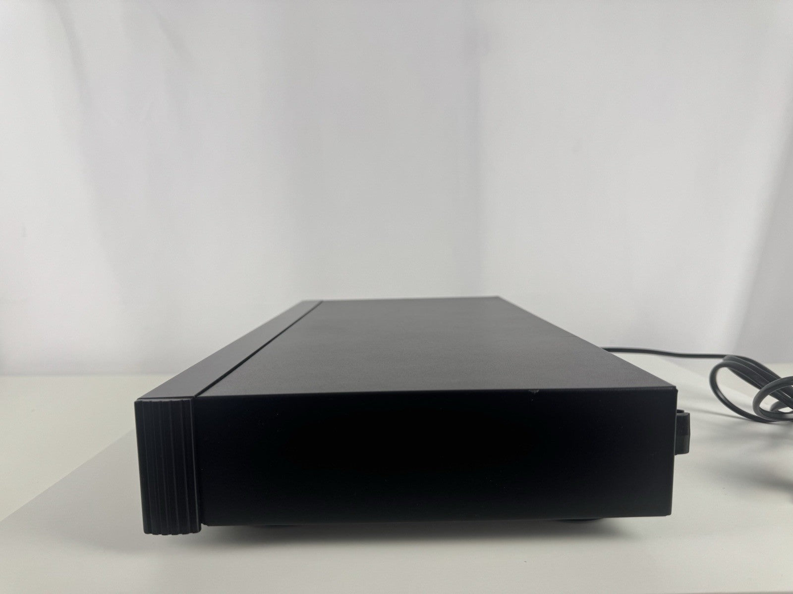 Rotel RT-930AX Tuner Radio Black Schwarz