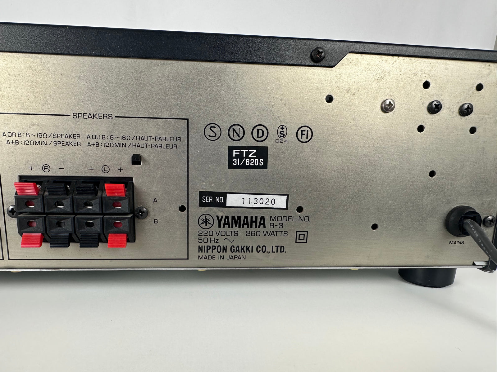 Yamaha R-3 Stereo Receiver