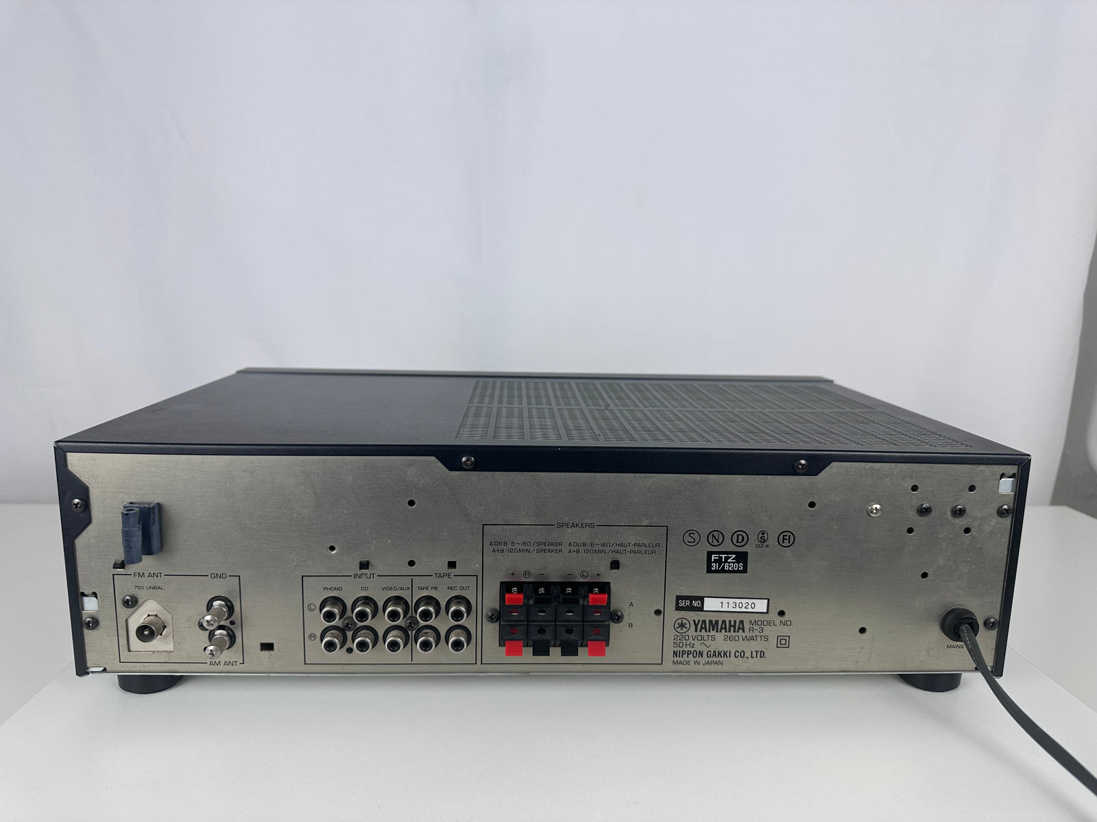 Yamaha R-3 Stereo Receiver