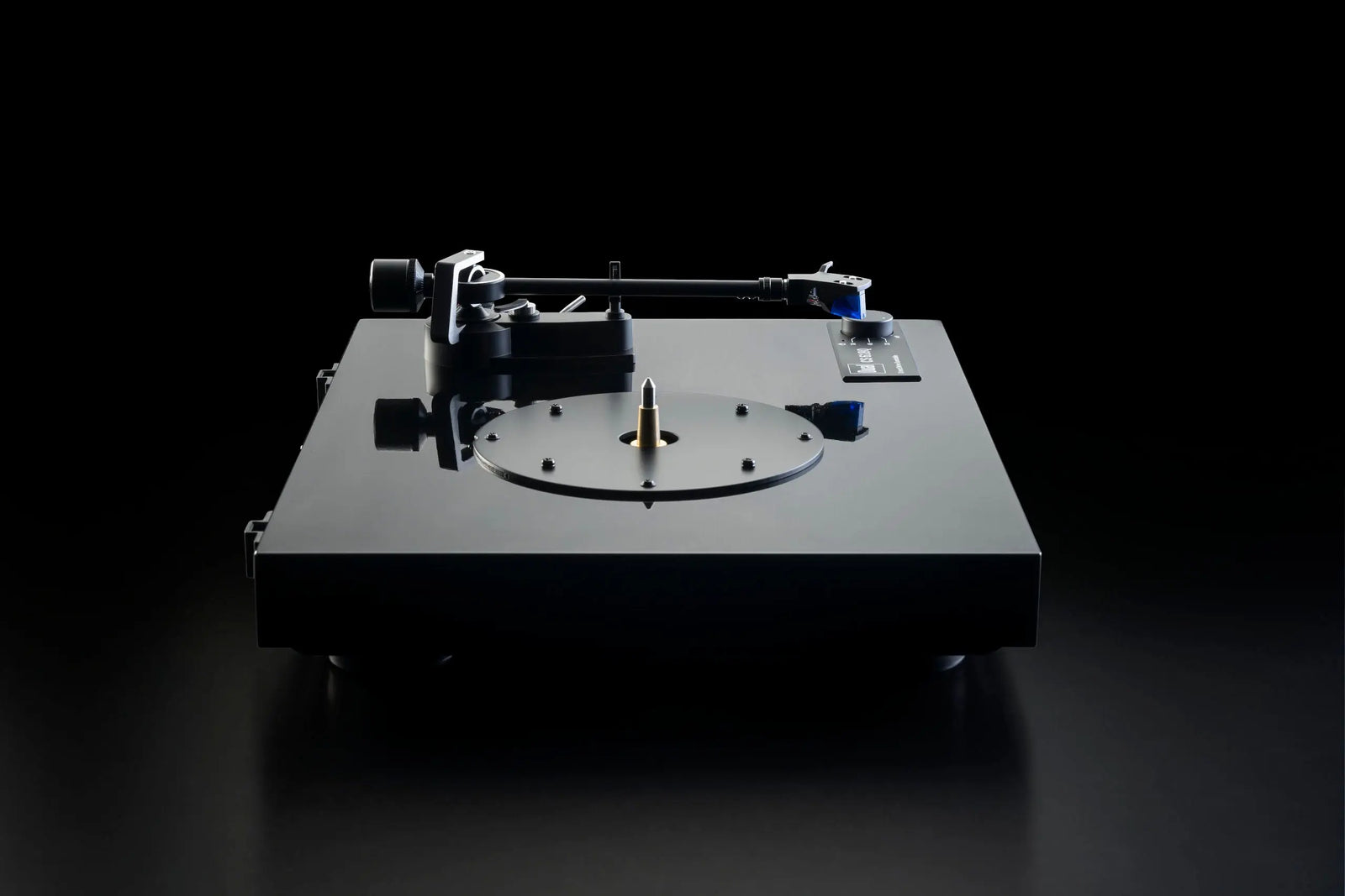 Dual CS 618Q High End Manuelle Plattenspieler mit Direktantrieb Audio Everywhere