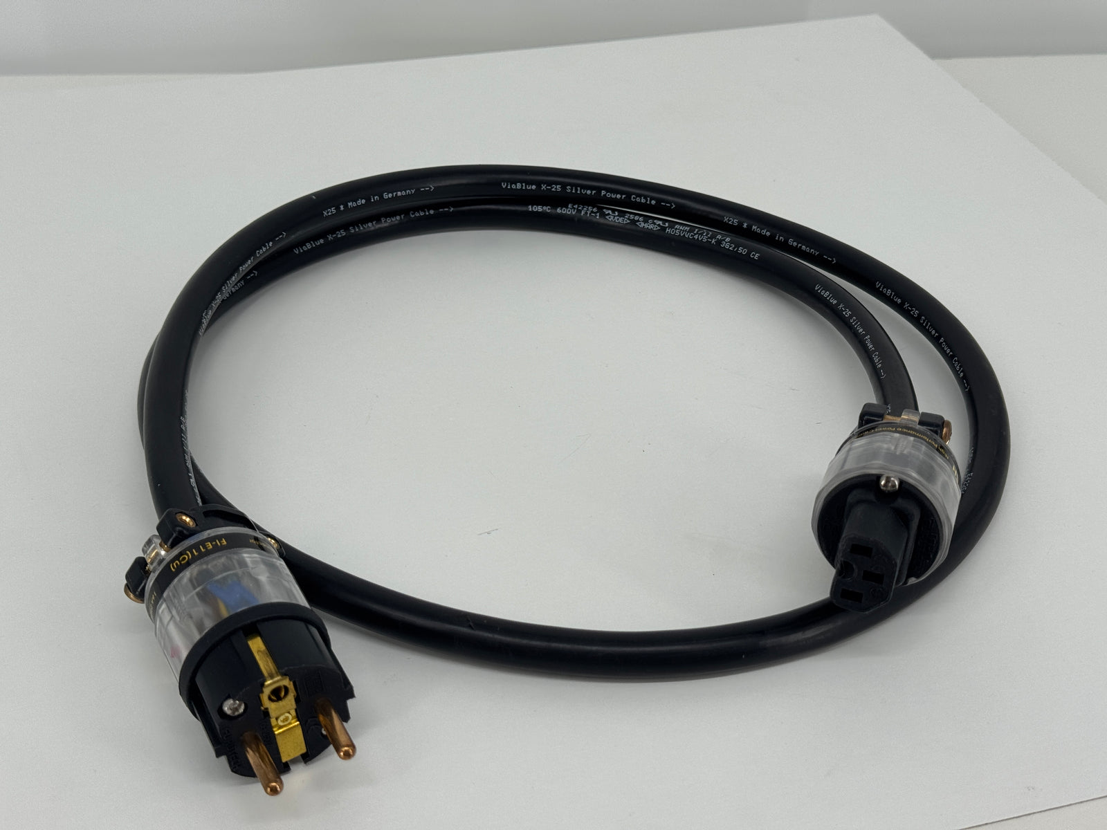 Furutech FI-E1 1 (Cu) Copper with Viablue X-25 Silver Power Cable