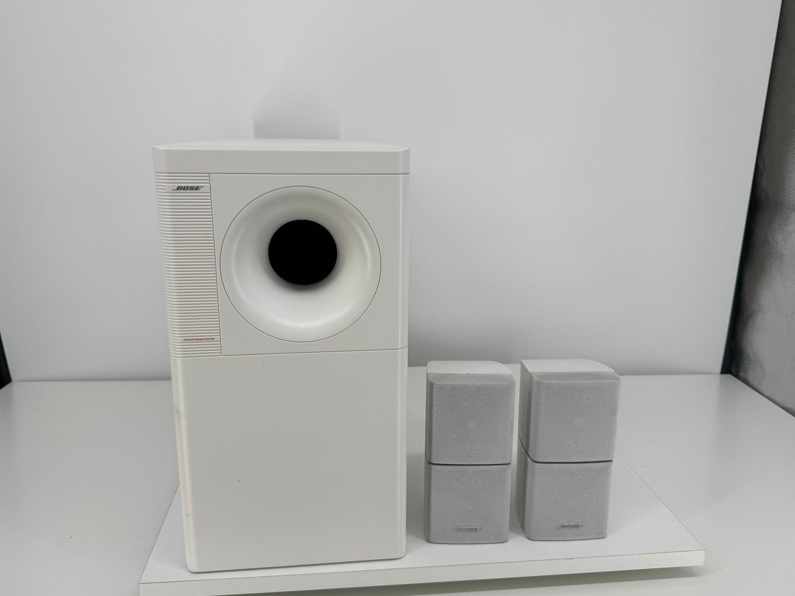 Bose Acoustimass 5 Series III 2.1 Speaker System
